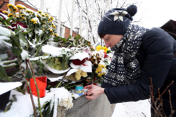 Акция поддержки и солидарности у посольства Франции в Москве