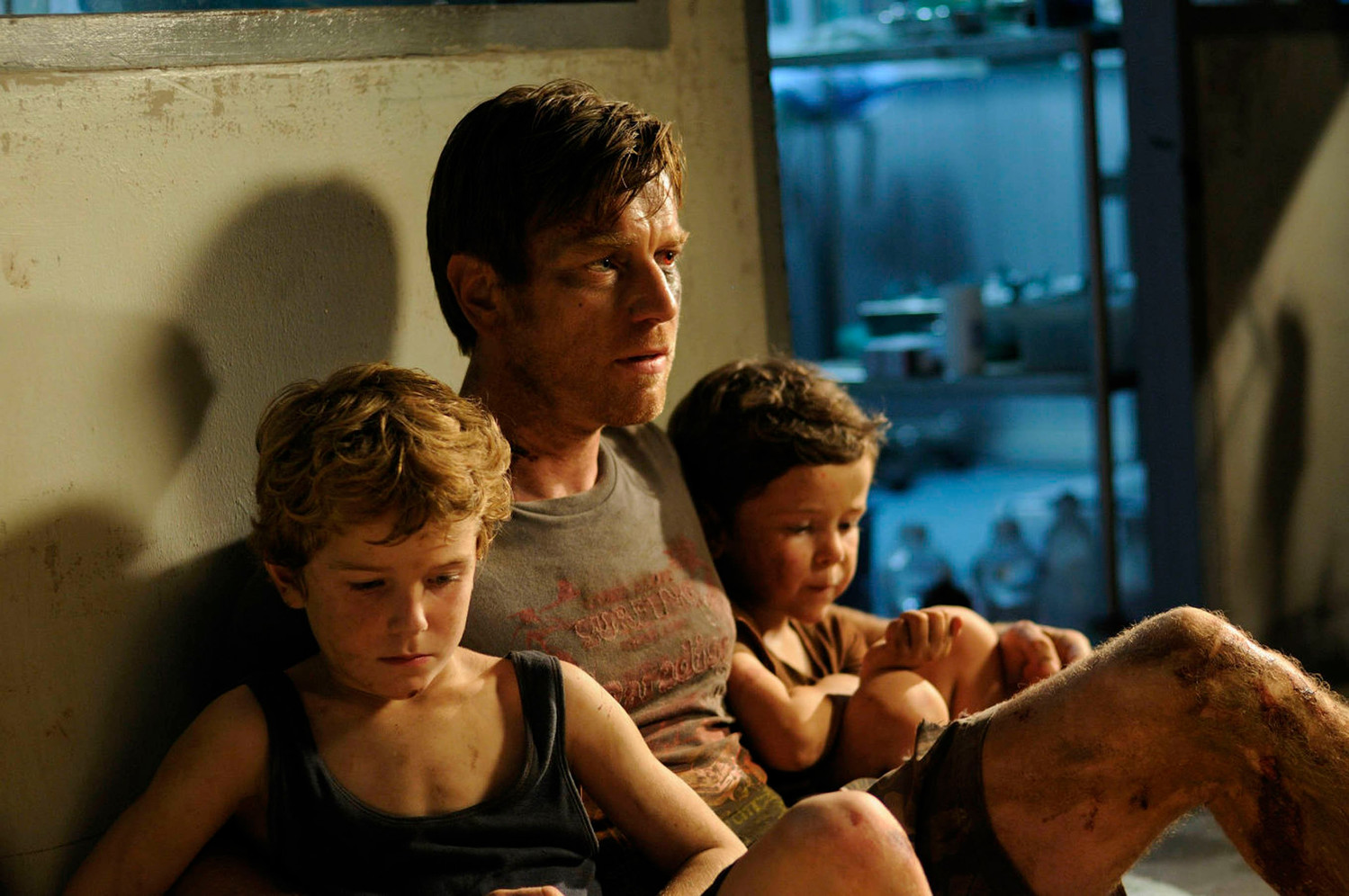 Юэн Макгрегор в фильме &laquo;Невозможное&raquo; (2012)