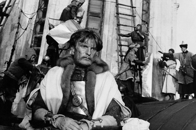 Кадр из фильма «Андрей Рублев» (1966). Режиссер Андрей Тарковский. Приз ФИПРЕССИ МКФ в Канне 1969 года (фильм демонстрировался вне конкурса)