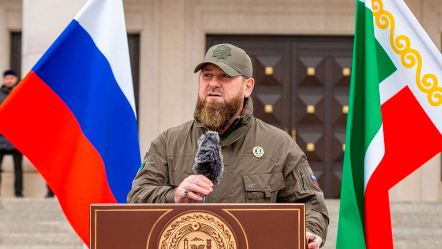 Главу Чечни Кадырова удостоили знака "Доблесть вдохновенного труда"