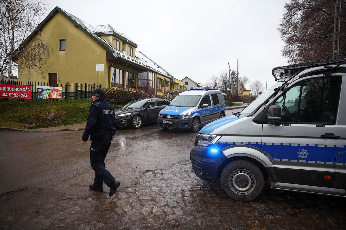 В Польше воссоздали путь украинской ракеты, упавшей в Пшеводуве и убившей  двух фермеров - Газета.Ru