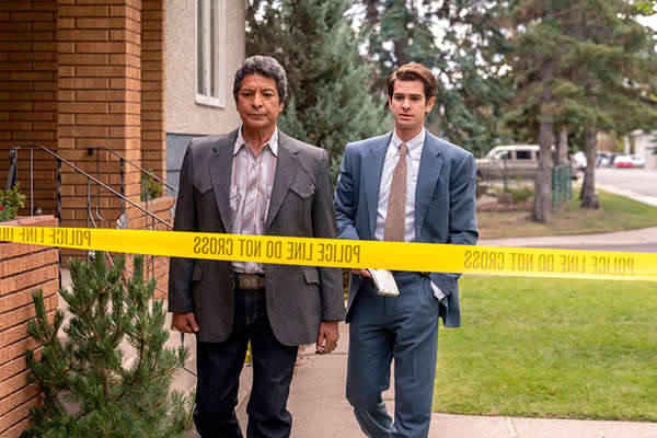Кадр из сериала «Под знаменем небес» (2022)