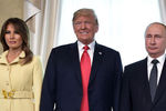 Первая леди США Меланья Трамп, президент США Дональд Трамп и президент России Владимир Путин во время встречи в Хельсинки, 16 июля 2018 года