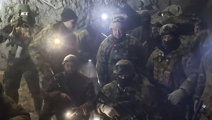 Основатель ЧВК Вагнер Пригожин показал фото из подземелья Соледара