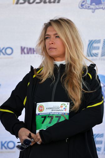 Певица Вера Брежнева