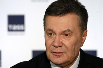 Бывший президент Украины Виктор Янукович во время заявления об отказе от участия в проходящем в Киеве судебном процессе по обвинению его в государственной измене, 5 июля 2017 года