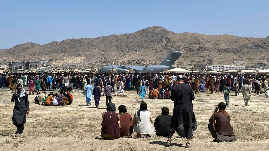 Reuters: ИГ взяло ответственность за взрыв в военном аэропорту Кабула 1 января