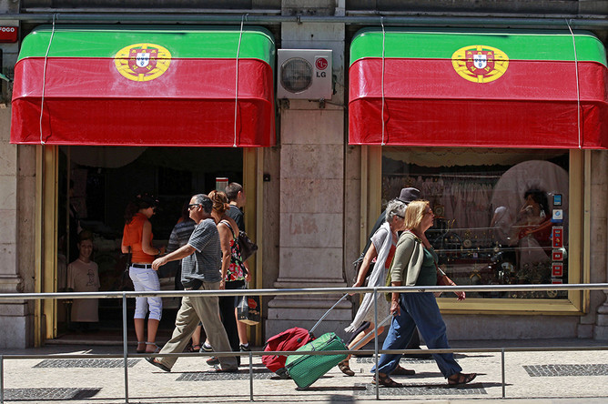 Португалия больше не нуждается в помощи международных кредиторов