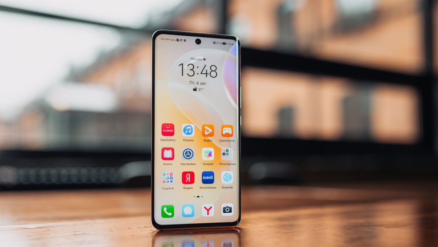 Huawei объявила о продаже бесплатных смартфонов и объяснилась