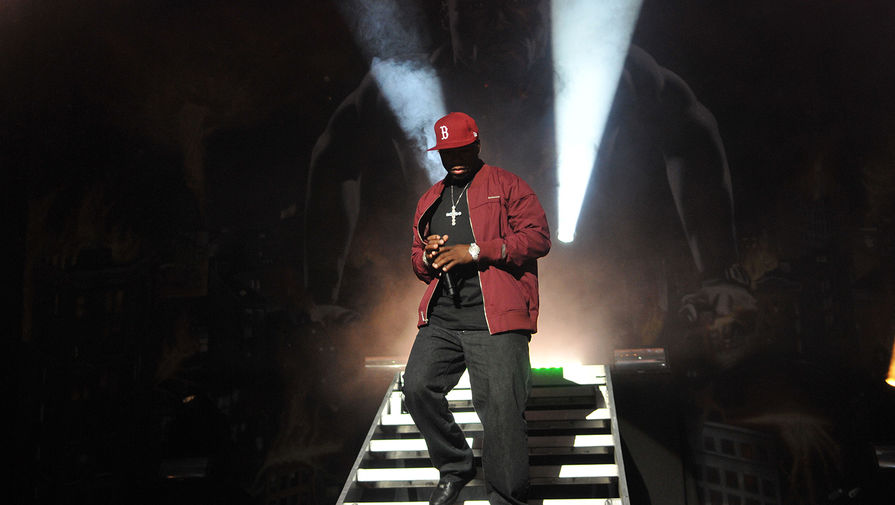 50 Cent во время выступления в&nbsp;Атлантик-Сити, США, 2010 год
