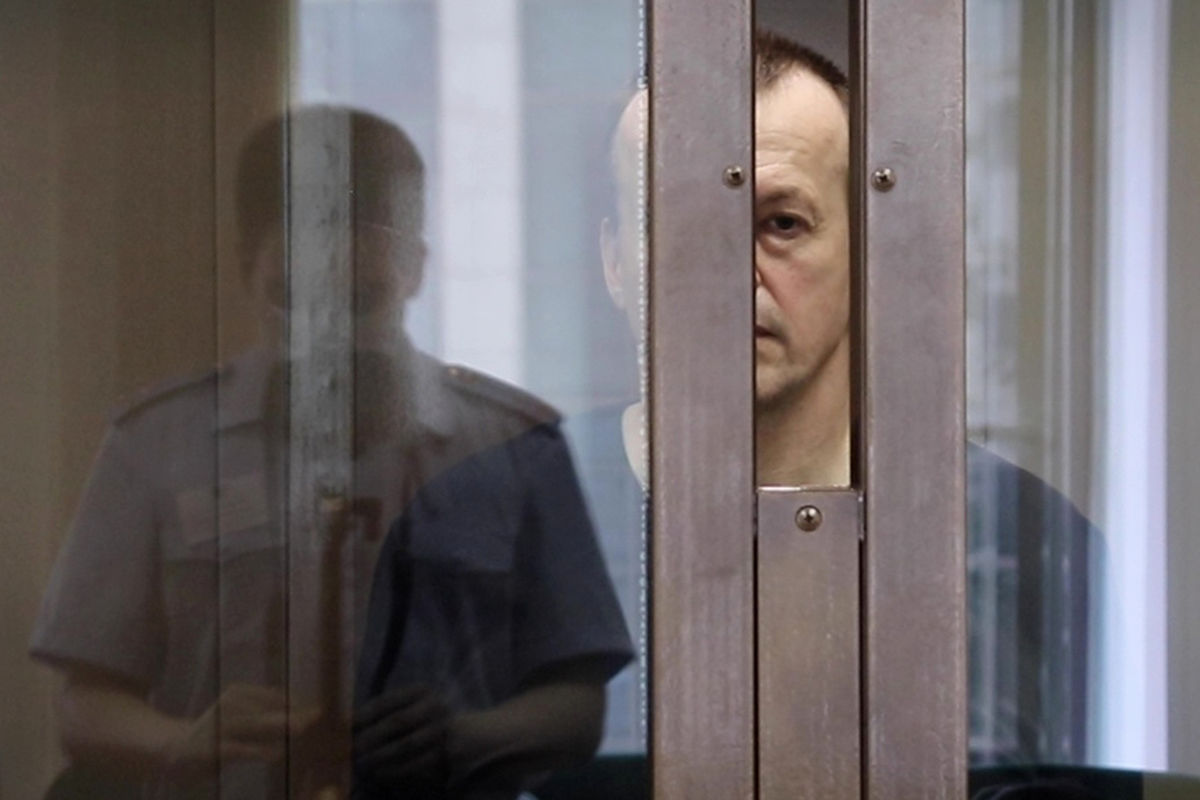 Главарь банды Сергей Захаров во время оглашения приговора в Мосгорсуде, 6 августа 2021 года