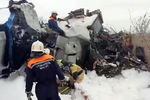 На месте падения самолета L-410 в городе Мензелинск, 10 октября 2021 года