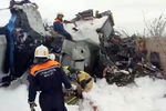 На месте падения самолета L-410 в городе Мензелинск, 10 октября 2021 года
