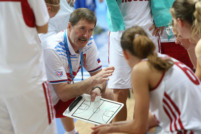 Борис Соколовский не смог настроить команду на победу в решающем матче
