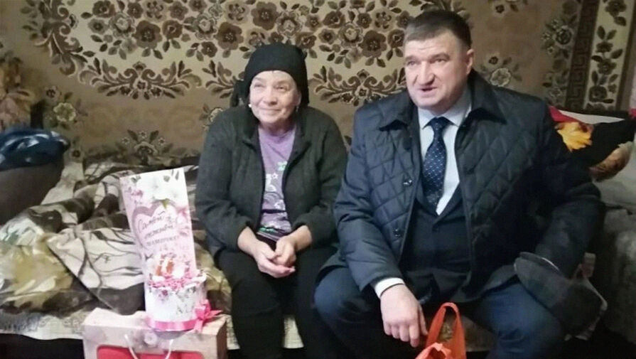 Власти Курской области раскритиковали главу района за полотенца для матерей погибших в СВО