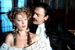 Актеры Лариса Удовиченко и Михаил Боярский в фильме «Тартюф», 1992 год 