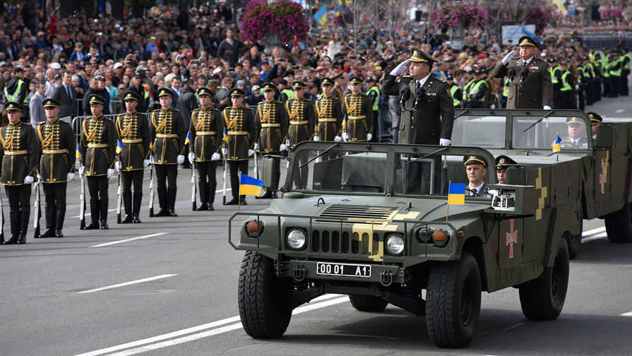 Министр обороны Украины Степан Полторак на параде в честь Дня независимости в Киеве, 24 августа 2017 года