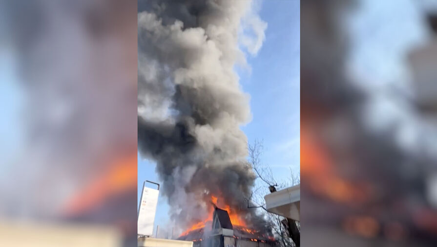Очевидец рассказала о пожаре в ресторане Мти-Ели на юге Москвы