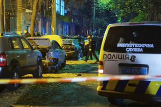 Следственные действия на месте взрыва автомобиля в Киеве, 25 октября 2017 года