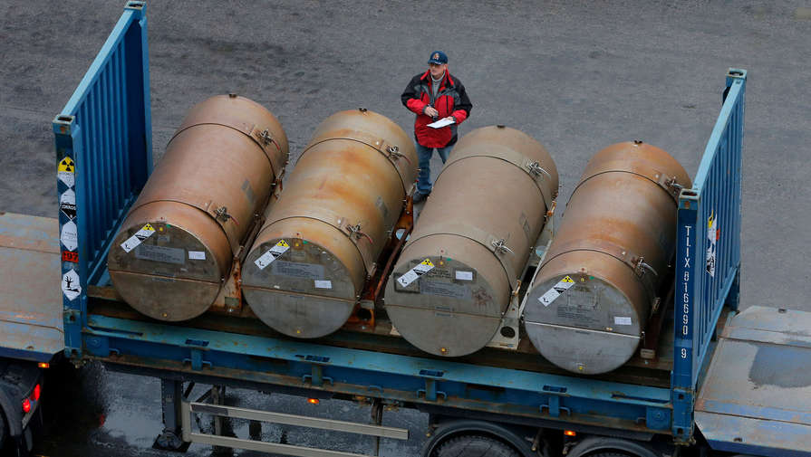 Казатомпром рассматривает возможность увеличения поставок урана через Каспий в обход России