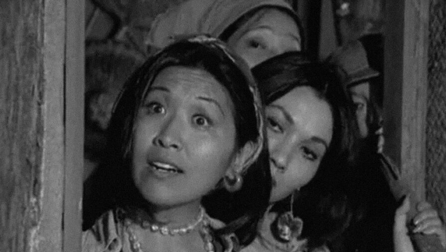 Умерла актриса из сериала МЭШ Эйлин Саки