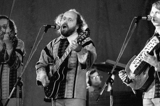ВИА «Песняры» во время выступления в ДК МАИ, 1977 год