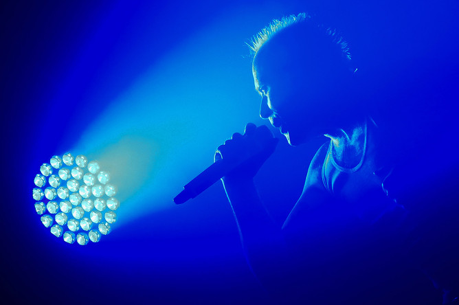 Вокалист The Prodigy Кит Флинт во время выступления в клубе Stadium Live в Москве