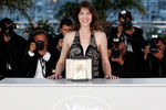 В 2009 году Шарлотта Генсбур получила Приз за лучшую женскую роль Каннского кинофестиваля за фильм «Антихрист»