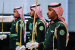 Почетный караул в Королевском дворцовом комплексе в Эр-Рияде в день российско-саудовских переговоров, 14 октября 2019 года