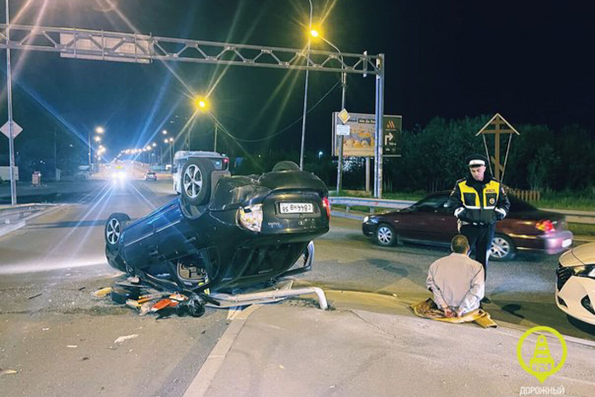 В Петербурге мужчина спешил на свидание и перевернул автомобиль, скрываясь  от ГИБДД - Газета.Ru | Новости