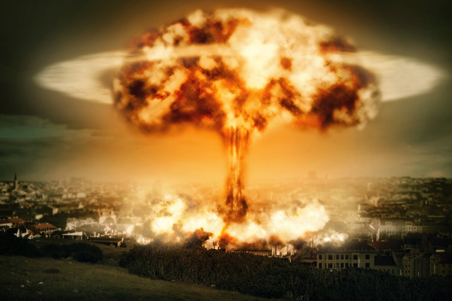 России угрожают ядерным. Ядерный взрыв. Термоядерный взрыв. Взрыв ядерной бомбы.