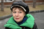 Актриса, режиссер Татьяна Константинова на церемонии прощания с народной артисткой РСФСР Ларисой Голубкиной в храме Святителя Николая на Трех Горах в Москве, 25 марта 2025 года