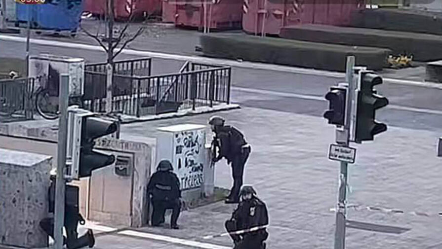 В Германии захвативший заложников требует миллионный выкуп