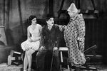 Мирна Кеннеди, Чарли Чаплин и Гарри Крокер в фильме «Цирк» (1928) 