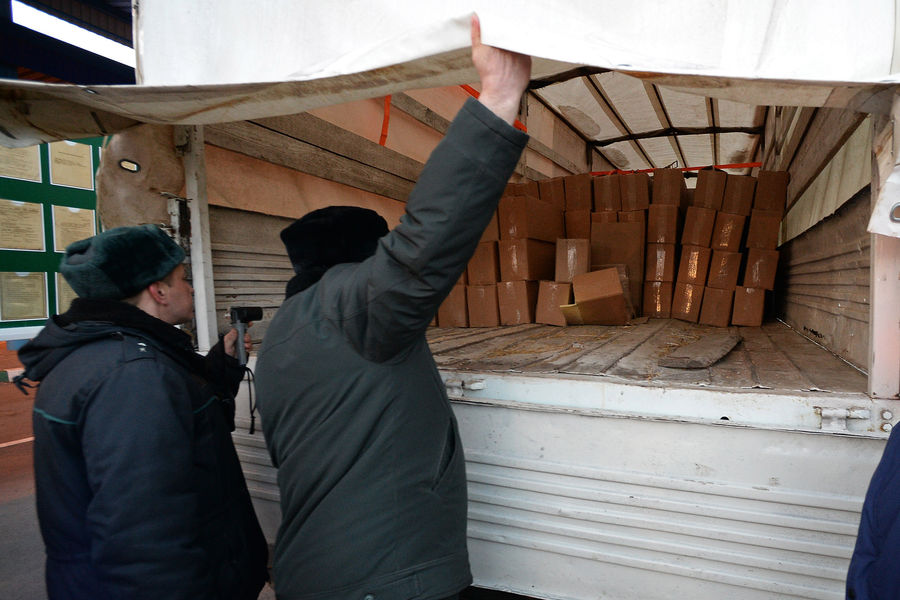 Таможенникам разрешат искать «санкционку» на дорогах всей России