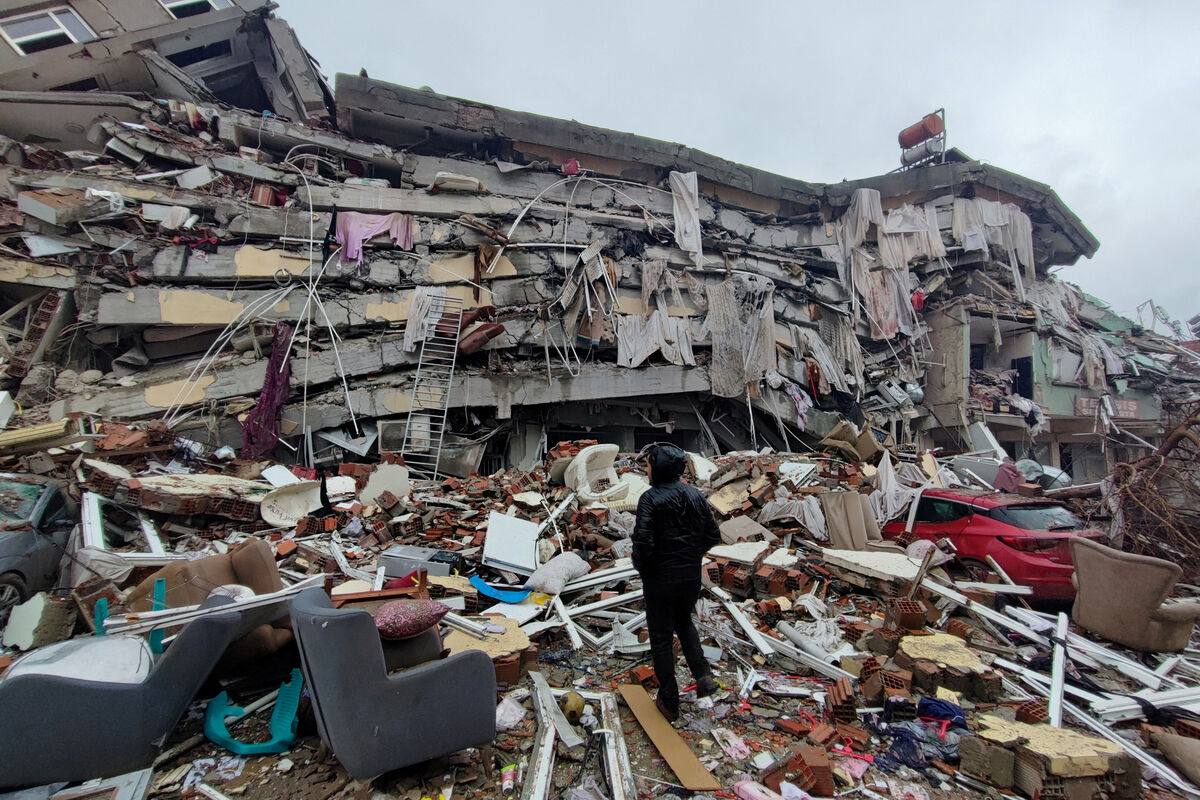 Последствия землетрясения в городе Кахраманмараш, Турция, 6 февраля 2023 года