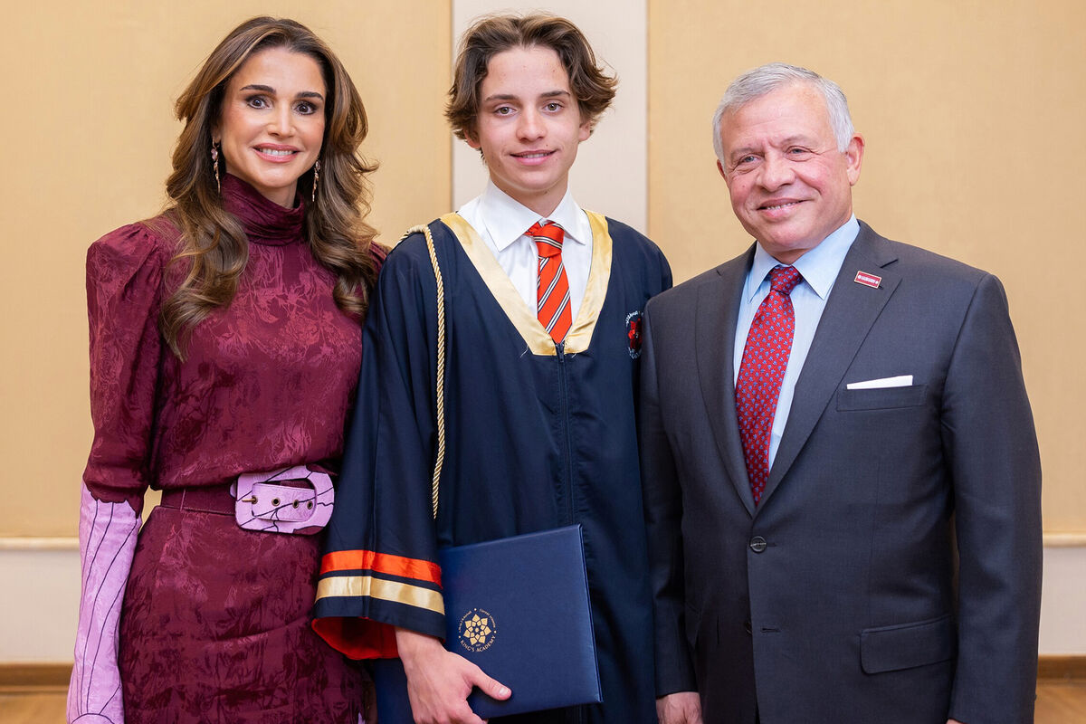 Королева Иордании Рания опубликовала фото со школьного выпускного младшего  сына - Газета.Ru | Новости