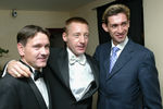 Дмитрий Аленичев, Андрей Тихонов и Руслан Нигматулин (слева направо) после получения Тихоновым премии «Джентельмен года», 2006 год