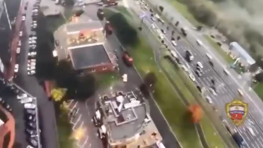Опубликовано видео от первого лица с прыжком с московской высотки