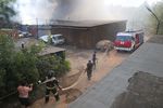 Во время тушения пожара в гаражах на Коровинском шоссе