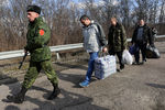 Обмен пленными по формуле «три на шесть» между ЛНР и Киевом в Луганской области