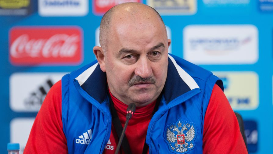 Станислав Черчесов дал пресс-конференцию перед матчем Россия — Чили