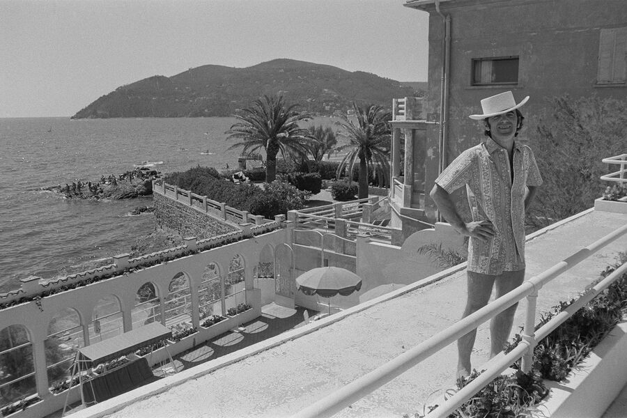 Шарль Азнавур на&nbsp;отдыхе на&nbsp;юге Франции, 1968&nbsp;год