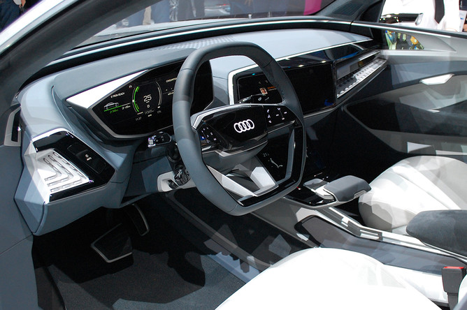 Интерьер Audi Elaine Concept