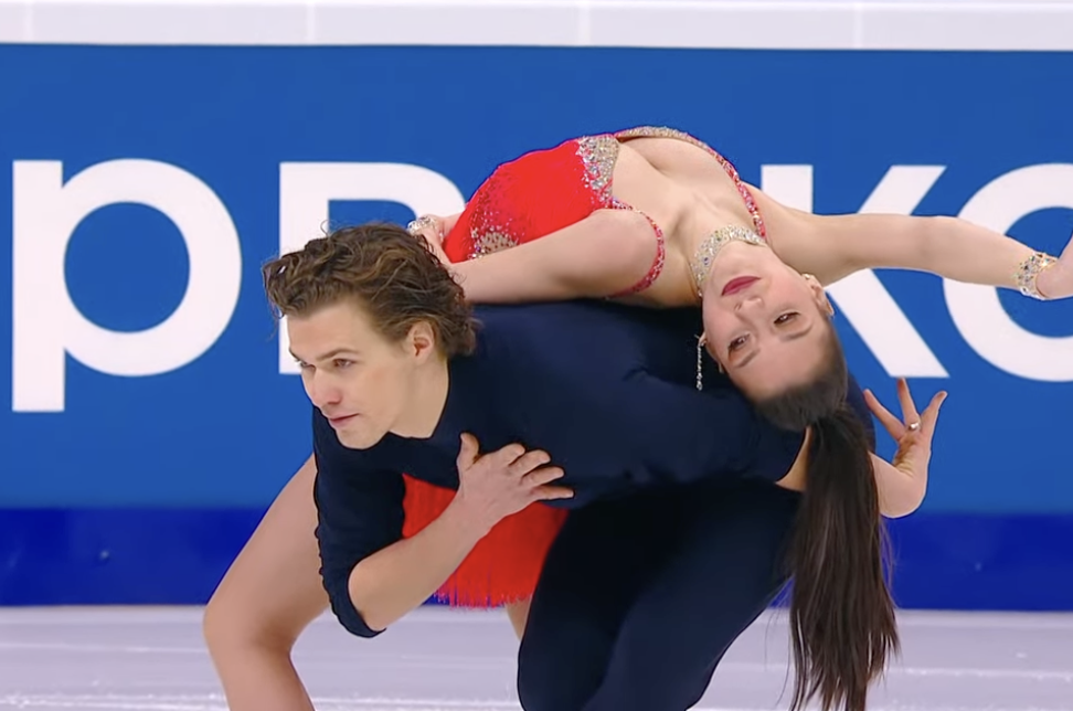 Мишина и Галлямов &mdash; на&nbsp;вершине, Кондратюк &mdash; вне топ-10, в&nbsp;танцах &mdash; скандал: как стартовал ЧР