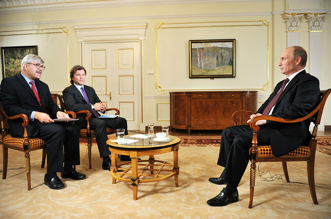Накануне саммита G20 Владимир Путин дал интервью AP и Первому каналу