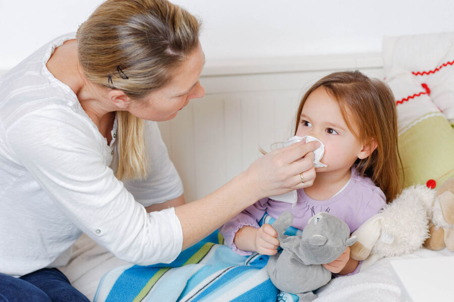 Медики назвали средство, которое помогает избежать удаления миндалин у ...