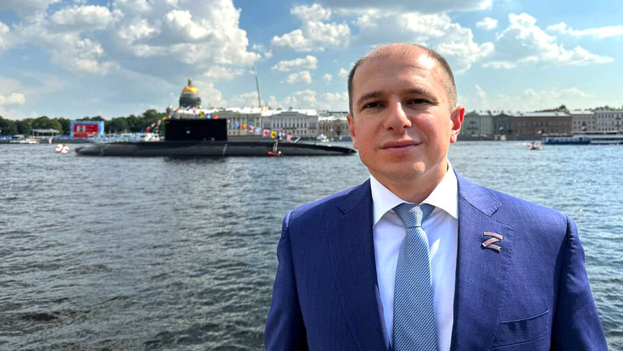 Депутат Романов поздравил россиян с Днем Военно-морского флота
