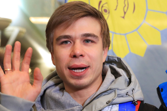 Конькобежец Семен Елистратов