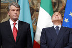 Президент Украины Виктор Ющенко и Сильвио Берлускони во время встречи в Риме, 2008 год